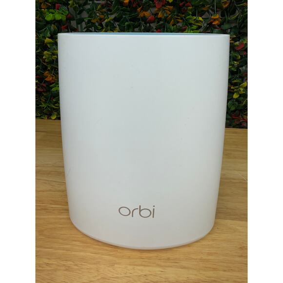 Netgear Orbi Tri Band‎ Full Home Wifi Router System RBR40 + RBS20 Satellites GUC - Picture 10 of 12